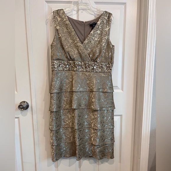 R&M Richards Gold embellished dress with jacket. Size 14 - Picture 4 of 15